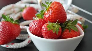strawberries-1446017_640